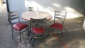Mobiliario comercial 10